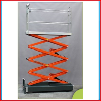 Pipe rail trolley Benomic 4-scissor <br><br> - ctc 55cm, pipe 51mm <br><br> - fourfold hydraulic scissor <br> - hydraulic lifting wheels <br> - vulkolan driving roller <br> - operation pole <br> - platform 184x42cm <br> - one foot switch <br> - 0,37kW mot Pipe rail trolley Benomic 4-scissor <br><br> - ctc 55cm, pipe 51mm <br><br> - fourfold hydraulic scissor <br> - hydraulic lifting wheels <br> - vulkolan driving roller <br> - operation pole <br> - platform 184x42cm <br> - one foot switch <br> - 0,37kW mot
